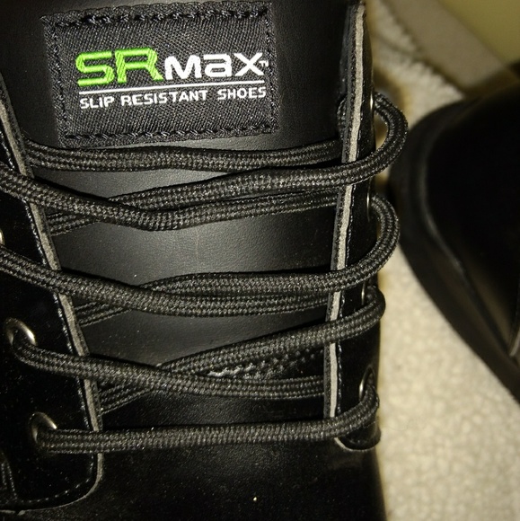 srmax slip resistant shoes